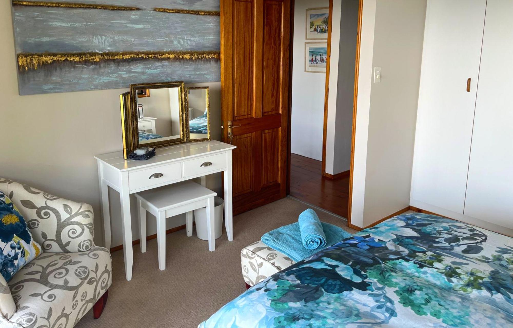 Peaceful Guest Suite With Balcony Views And Garden Setting Brenton-on-Sea Bagian luar foto