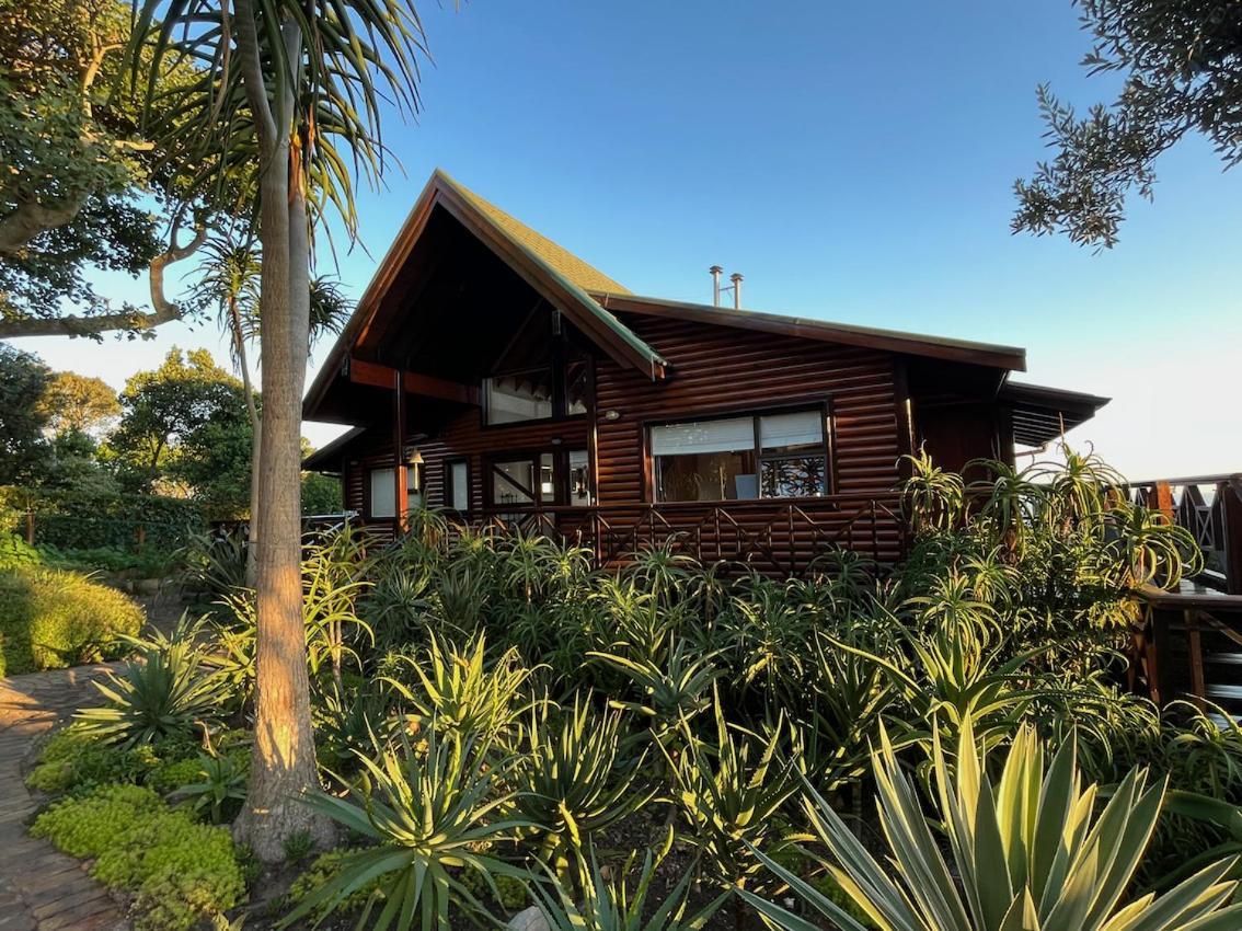 Peaceful Guest Suite With Balcony Views And Garden Setting Brenton-on-Sea Bagian luar foto