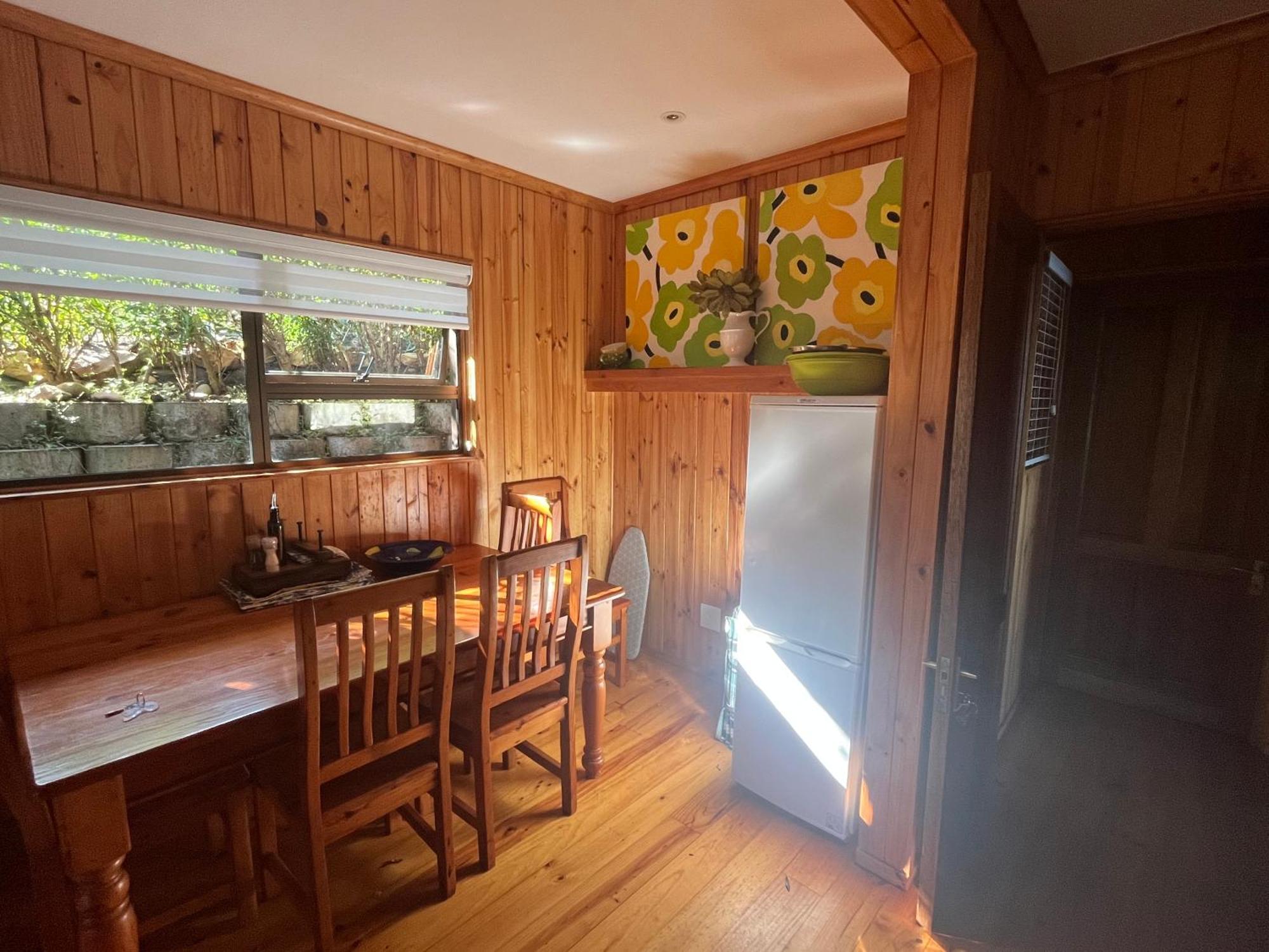 Peaceful Guest Suite With Balcony Views And Garden Setting Brenton-on-Sea Bagian luar foto