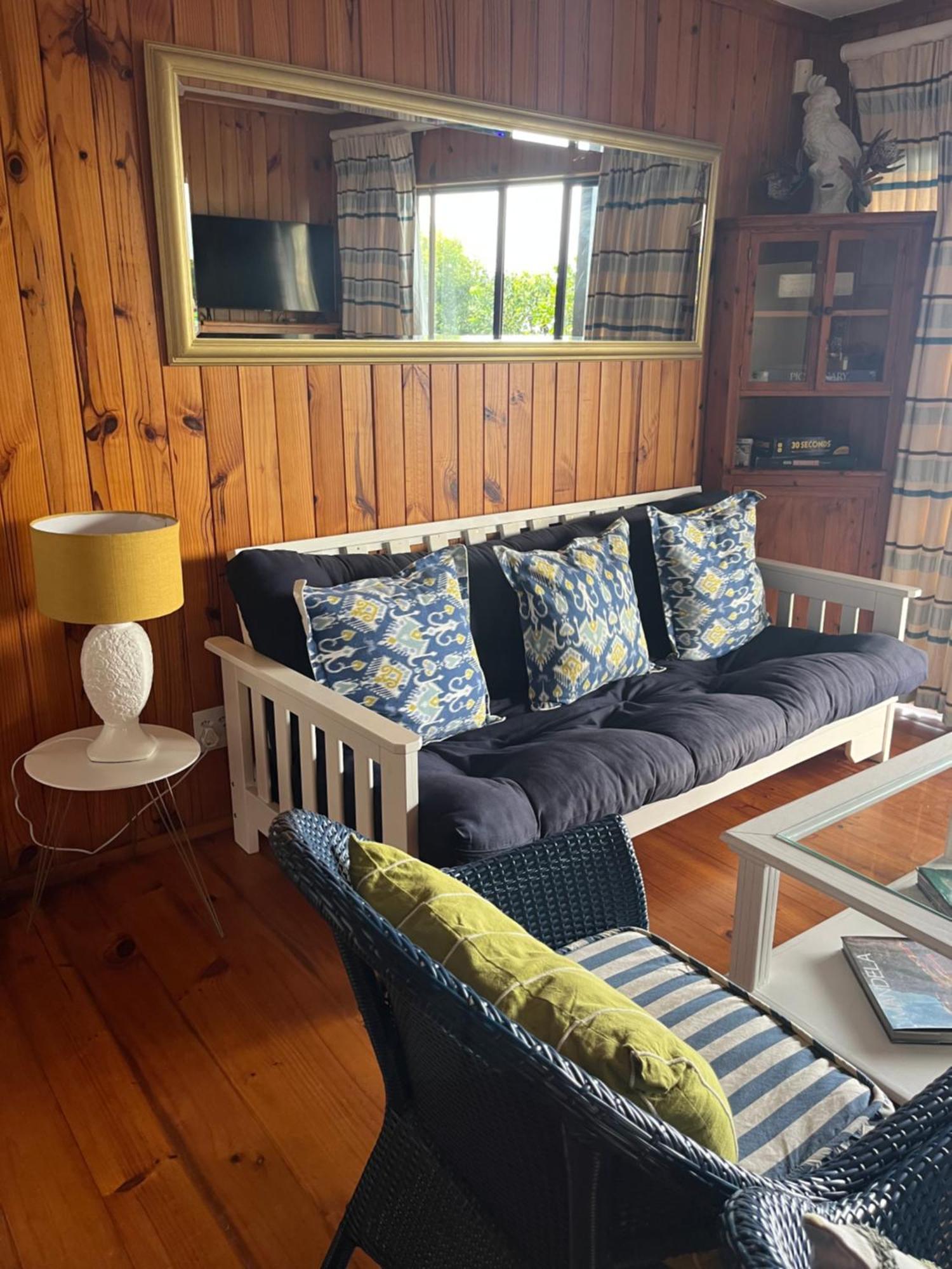 Peaceful Guest Suite With Balcony Views And Garden Setting Brenton-on-Sea Bagian luar foto