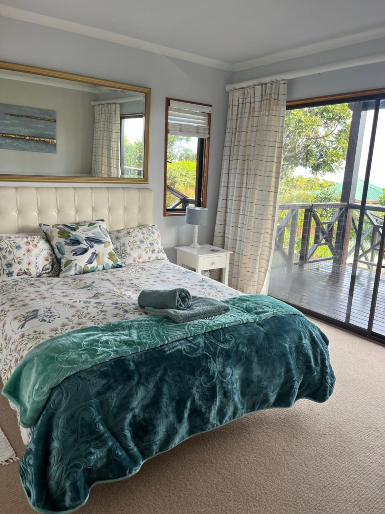 Peaceful Guest Suite With Balcony Views And Garden Setting Brenton-on-Sea Bagian luar foto