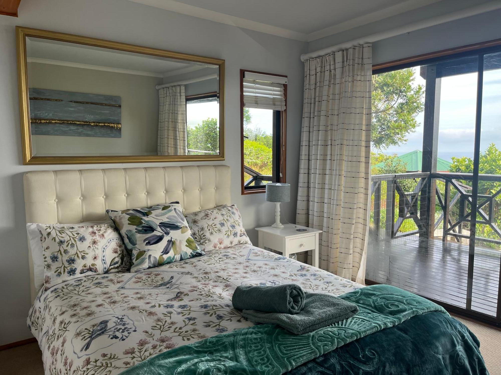 Peaceful Guest Suite With Balcony Views And Garden Setting Brenton-on-Sea Bagian luar foto